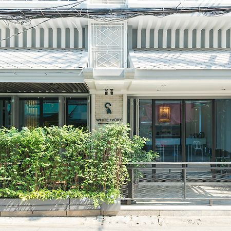 White Ivory Bed And Breakfast Bangkok Kültér fotó