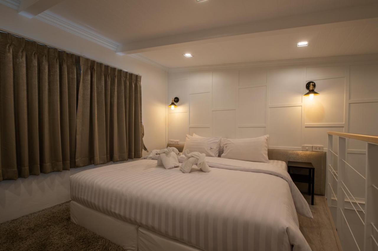 White Ivory Bed And Breakfast Bangkok Kültér fotó