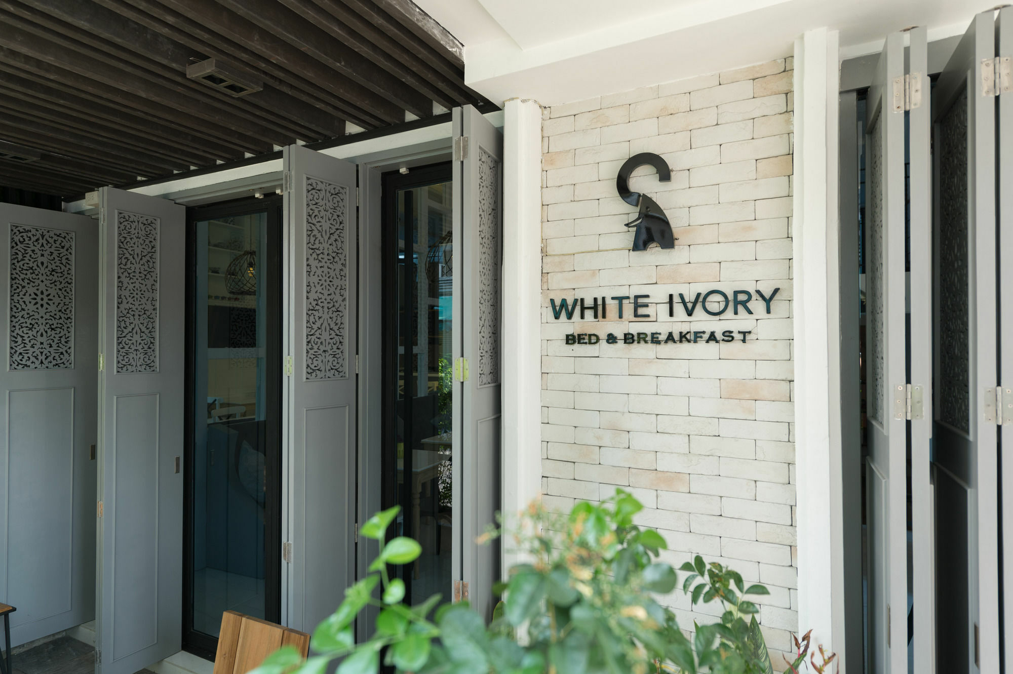 White Ivory Bed And Breakfast Bangkok Kültér fotó
